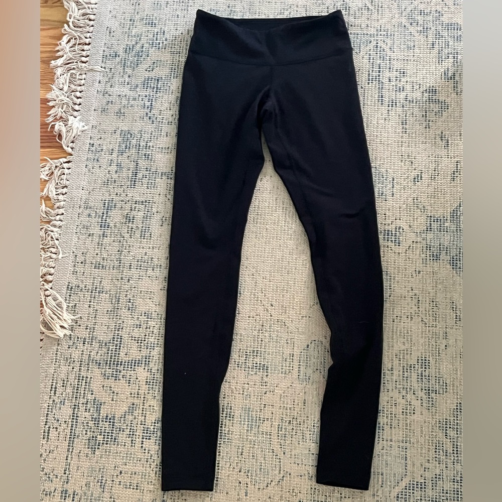 Lululemon black leggings Size 4